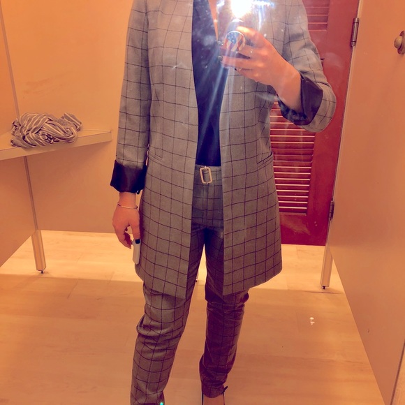 Calvin Klein Long Line Open Front Suit (suit jacket + suit pants); worn 1 time. - Picture 2 of 4